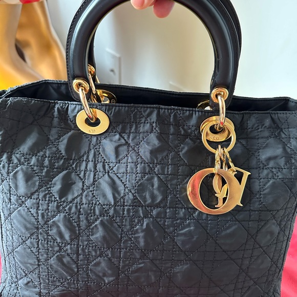 Lady Dior Medium - Picture 2 of 4